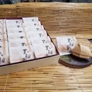 大和野（最中） ／モナカ 和菓子 小豆 奈良県  /// モナカ 和菓子 国産 食品 お菓子 茶菓子 最中 もなか あんこ 餡 北海道産 十勝産 老舗 お彼岸 お盆 正月 手土産 帰省 贈答 贈り物 プレゼント おみやげ 老舗 奈良県 広陵町
