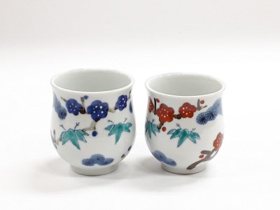 【伊万里焼】松竹梅柄 茶碗 湯呑 セット 032-H708