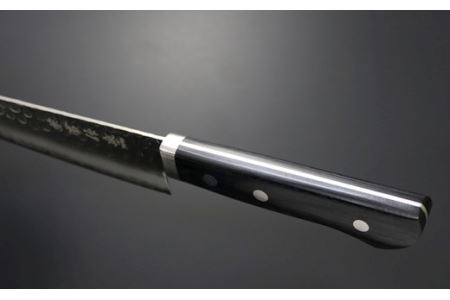 H32-23 兼常作 鎚目VG-1 黒合板柄 剣型包丁 180mm（KC-945） ～よく切れる ステンレス 職人業 職人魂 関の刃物 海外でも人気～