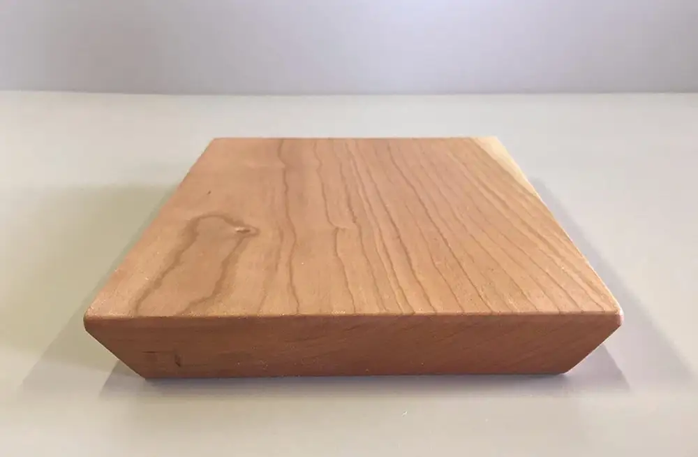 【ブラックチェリー材一枚板のカッティングボード・まな板　25ｃｍ】キッチン用品 台所 新築 引っ越し プレゼント 贈り物 母の日 父の日 誕生日 MUKU屋 MUFactory