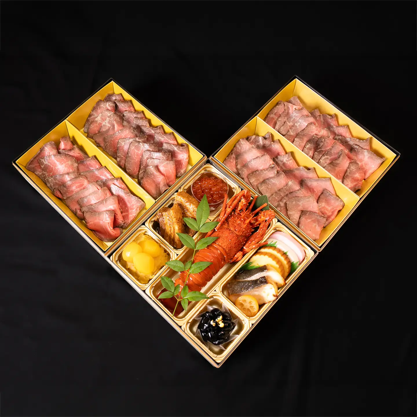 【数量限定】焼肉和牛料理金竹 尾花沢牛「雪降り和牛尾花沢」おせち 三段重 冷蔵 3-4人前 ローストビーフ 伊勢海老 解凍不要 おせち お節 重箱 kb-ocxx3