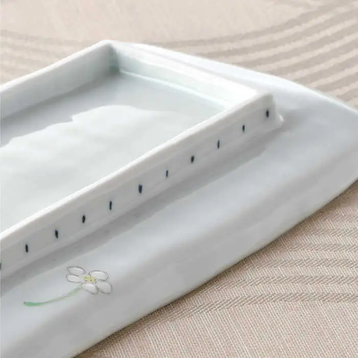 【波佐見焼】小花紋 長角皿 プレート 食器 皿 【藍水】 [GB28]  波佐見焼