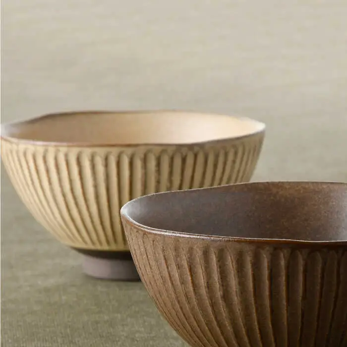 【波佐見焼】しのぎ 茶碗 ・ 湯呑み セット 窯変 マット調 ブラウン・ベージュ 食器 陶器 【トーエー】 [QC36] 波佐見焼
