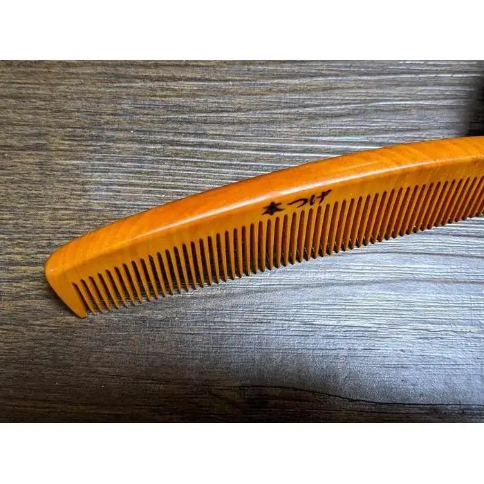 つげ櫛の櫛留商店　本つげ材とき櫛（中歯）袋付　※約１３cm