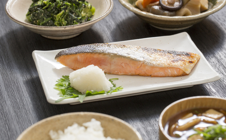 鮭 特選 甘塩熟成塩鮭【2.8kg】＜網走産＞ ※着日指定不可 ABX037