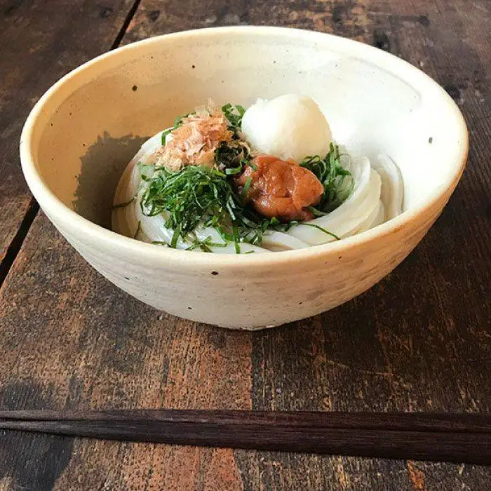 【 アイボリー シリーズ 】 麺鉢 5個 セット糸島市 / うつわと手仕事の店 研　器 陶器 食器 手作り クラフト [ARD022]