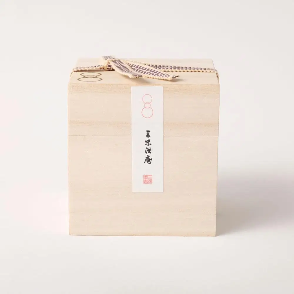 【三味洪庵】特選受賞* 但馬牛 牛肉ちりめん（木箱）｜京都 人気 ちりめん 