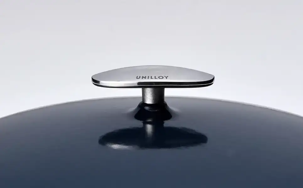 ユニロイ 浅型ホーロー鍋 24cm くろがね IH対応 鋳物 鍋 燕三条 日本 キャセロール UNILLOY