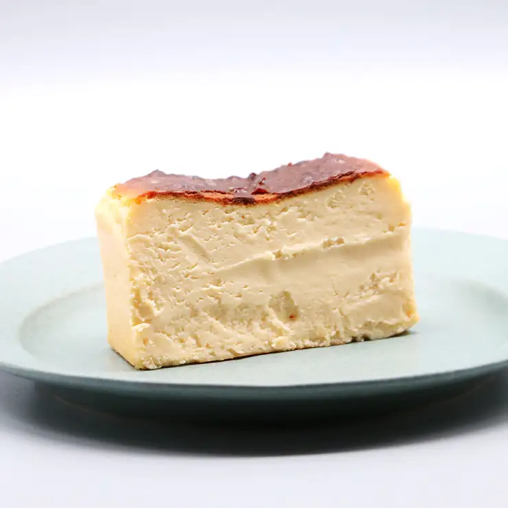 オサルナ の チーズケーキ セット（レア、バスク）　ケーキ