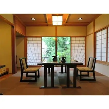 赤見温泉ホテル一乃館　個室食事処で3時間滞在+季節のコース料理　日帰りペアチケット_旅行券・チケット 食事券  _【1115761】
