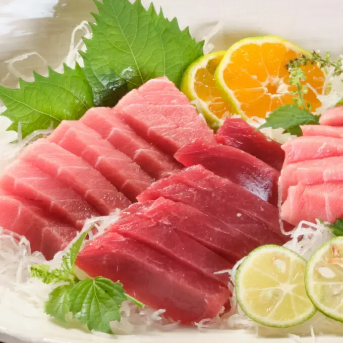 こだわりの天然ミナミマグロセット　ミナミマグロ中トロ赤身各1柵