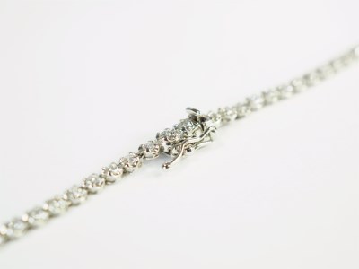 Deliciae　PT900　テニスネックレス　グラデーション　ワイドシャトン　ダイヤモンド 【3.00ct】鑑別書付　K037934-H