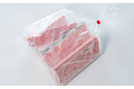 【訳あり】天然本マグロ 中とろ　大満足１kg　CH-65 