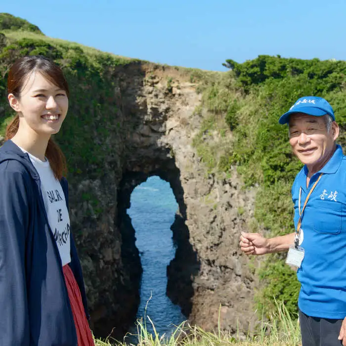壱岐島内観光ガイド券（2時間程度） 《壱岐市》【島旅地元ガイド　中山忠治】[JDE004] 15000 15000円 体験