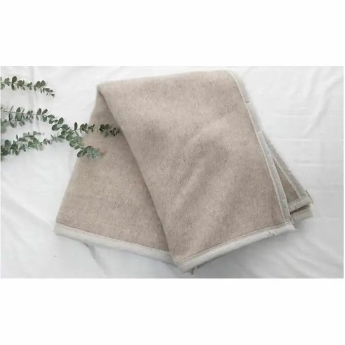 アンデスの宝石 アルパカ100%（毛羽部分）毛布　ハーフサイズ（140×100cm）AP-31R