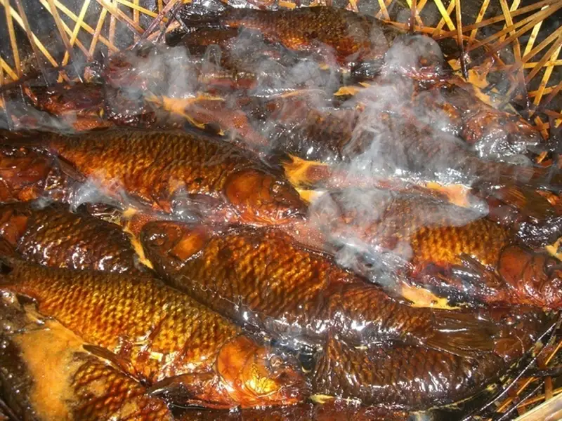 鯉の甘露煮 (大一尾) ご飯のお供 おかず つまみ 酒の肴  ご当地 グルメ お取り寄せ【 こいの甘露煮 鯉 甘露煮 酒のあて おつまみに 長野県 佐久市 】