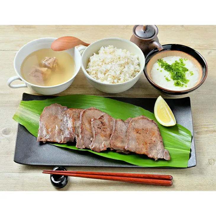 お肉讃歌厚切り牛タン1.2kg （300g×4パック） ＜肉の匠 中むら屋厳選＞ 【1138】