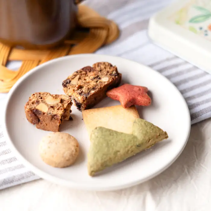 クッキー缶【クッキー 缶 洋菓子 焼菓子 焼き菓子 お菓子 おやつ てんさい糖 保存料不使用 着色料不使用 無添加 オリジナル クッキー缶 おうちカフェ 手土産 詰め合わせ ギフト 島根県 大田市】