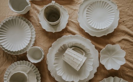 〔臼杵焼〕輪花十二弁皿（SS）【白・2枚】