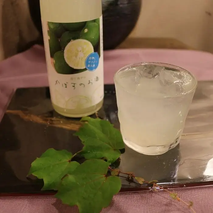 ゆふいん角打屋おすすめのかぼすのお酒飲み比べ　かぼすのお酒500ml大分かぼすワイン500ml