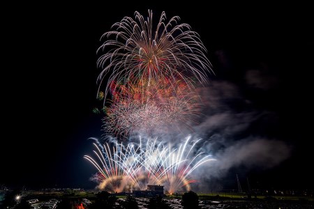2026いなしき夏まつり花火大会 さじき席ご利用券 マス席 (駐車券付き) 4名様までご利用可能 [1028]