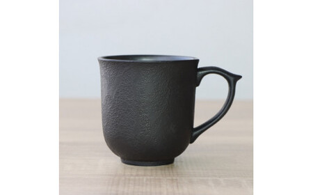 有田焼 黒泡内黒マット マグカップ 山忠 コーヒーカップ 容量300ml 器 食器 ブラック おしゃれ モダン ギフト お祝い ed003