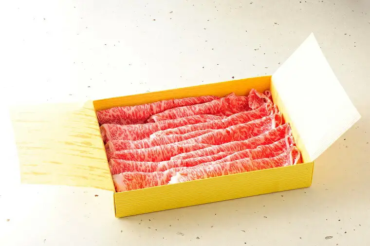 【A5ランク限定】近江牛ロースすき焼きしゃぶしゃぶ用 500g
