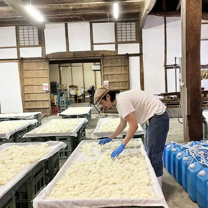 【甘口タイプがお好みの方に人気】日本酒 清泉石上流 純米大吟醸・はねぎ搾り萬勝 純米吟醸 各720ml / 日本酒 にほんしゅ 酒 お酒 おさけ お試し 晩酌 日本酒 飲み比べ / 南島原市 / 酒蔵吉田屋 [SAI006]