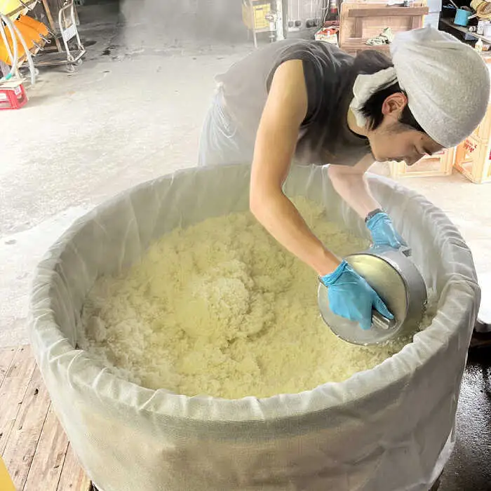 【人気商品】日本酒 はねぎ搾り萬勝 純米吟醸酒・純米酒 各720ml / 日本酒 にほんしゅ 酒 お酒 おさけ お試し 晩酌 日本酒 飲み比べ / 南島原市 / 酒蔵吉田屋 [SAI016]