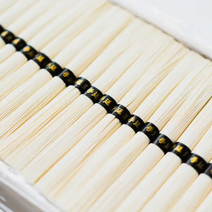 そうめん 島原手延べそうめん 桐箱入 50g×26束 計1.3kg 素麺 麺 ギフト / 南島原市 / 吉岡製麺工場 [SDG002]