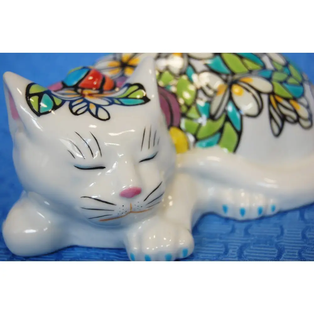九谷焼「眠り猫 プルメリア」糠川孝之作