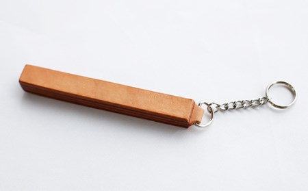 本革 ホテルキーホルダー 【ナチュラル】 ／ 4358 キーホルダー ルームキーホルダー レザー おしゃれ シンプル かっこいい プレゼント 贈り物 ギフト プチギフト 誕生日 男性 女性 メンズ レディース 大人 ファッション 雑貨 レザー小物 レザー製品 レザークラフト お洒落