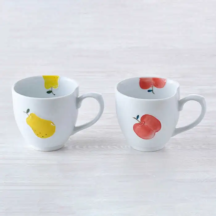 【波佐見焼】りんご・ラフランス マグカップ ペアセット 食器 皿 【松幸陶芸】 [HB45] 波佐見焼