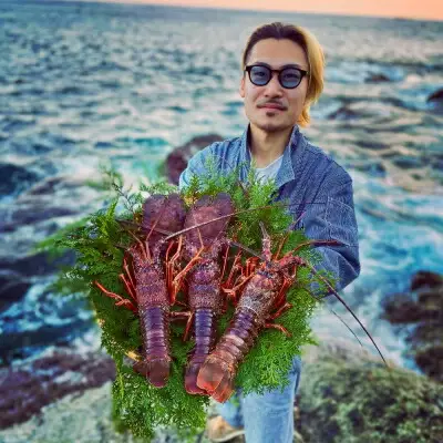 活伊勢海老 約3kg(5～15尾)【 イセエビ 伊勢海老 】