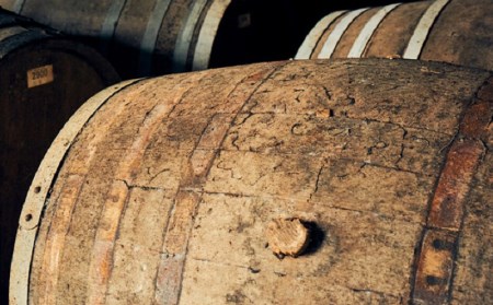 ヘリオス酒造【沖縄泡盛くら原酒シリーズ】くら原酒8年　40%　700ml