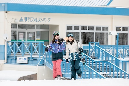 2026-2027リフトシーズンパス券・シニア（60歳～）