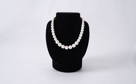 コットンパール「ホワイト」シンプルショートネックレス(金具ゴールド)とピアス３点セット