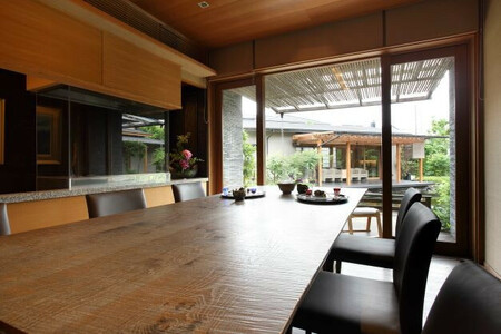 『鉄板・懐石　くら馬』お食事券　寄附金額4万円コース　【11100-0233】