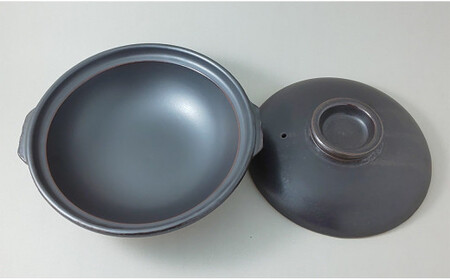 有田焼 黒 尺土鍋【ヤマト陶磁器】磁器 陶磁器 土鍋 鍋 遠赤外線 耐熱 耐久 保温 電子レンジ可 オーブン可 ブラック シンプル cn024