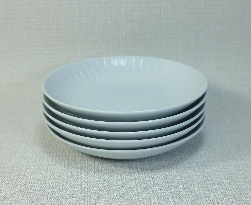 【波佐見焼】15.5ｃｍの皿５枚組  花ふわり 白 【西海陶器】 ５　10135｜波佐見焼 陶器