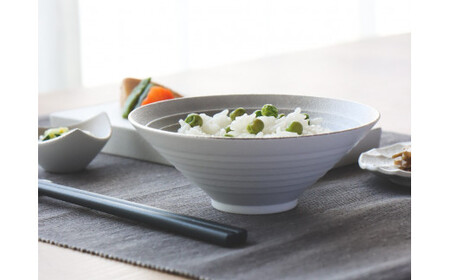 有田焼 グレープラチナ お茶碗 2個セット【山忠】食器 器 うつわ 茶わん 茶碗 夫婦茶碗 ごはん茶碗 ペア シンプル おしゃれ モダン お祝い ギフト 35000円 3.5万円 ed022