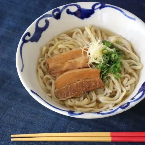 【金月そば】沖縄そば・炙り軟骨ソーキそば（4食セット） 〇 そばじょーぐー 読谷村 国産小麦 8種の魚節　きんちちそば