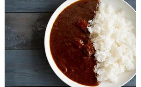 【近江牛 牛すじカレー】 肉 牛肉 牛筋 牛すじ ブランド牛 三大和牛 和牛 黒毛和牛 保存食 レトルト おかず お惣菜 滋賀県 竜王