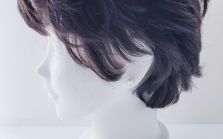 真珠 ピアス 5.5 ～ 5.9 mm ( K18 YG ) アクセサリー パール ジュエリー 三重 伊勢 志摩 真珠 パールアコヤ真珠 アコヤ貝 あこや 冠婚葬祭 慶事 誕生日 結婚式 記念日 お祝い 贈り物 ギフト 普段使い 愛らしい小粒の輝き、ベビーパール ピアス