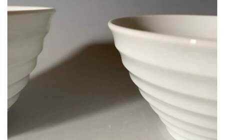 中仙窯 有田焼 白磁飯碗セット（大・小）お茶碗 夫婦茶碗（中尾純作）  有田焼 お茶碗 ご飯茶碗 ゆのみ ごはん茶碗 湯呑 和食器 食器 うつわ 器 35000円 3.5万円 bf001