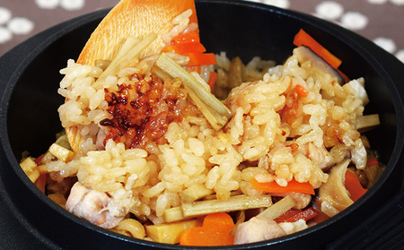 雪國かまど 固形燃料専用 釜 セット 釜炊き 釜めし おひとり様 ご飯 お米 白米 米 吹きこぼれ受け レシピブック付き かまど 調理器具 キッチン用品 キッチン アウトドア キャンプ 新潟 