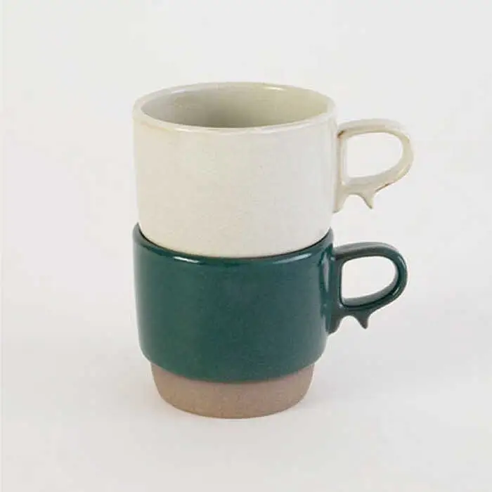 【波佐見焼】重ねて収納できる マグカップ 2点セット ホワイト×グリーン Stacks 砂岩 Sサイズ【藍染窯】 スタッキング マグ ペア [JC147]