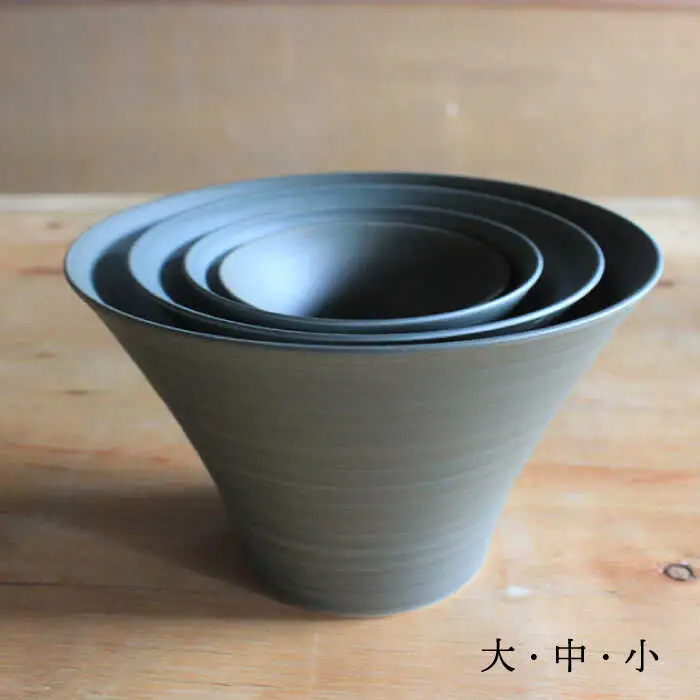 【波佐見焼】オセロ ペア いれこ碗 どんぶり 小鉢 ボウル【浜陶】[XA67] 波佐見焼