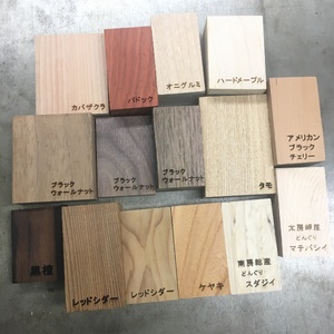 木製　モンスターミニカー後ろに引くとビュンと走る（2台セット在庫から選択） mi0037-0008