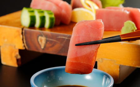 39210-035-0008．お刺身や漬け丼に！　天然まぐろ　キハダマグロ（赤身）約600g　刺身：2～3人前